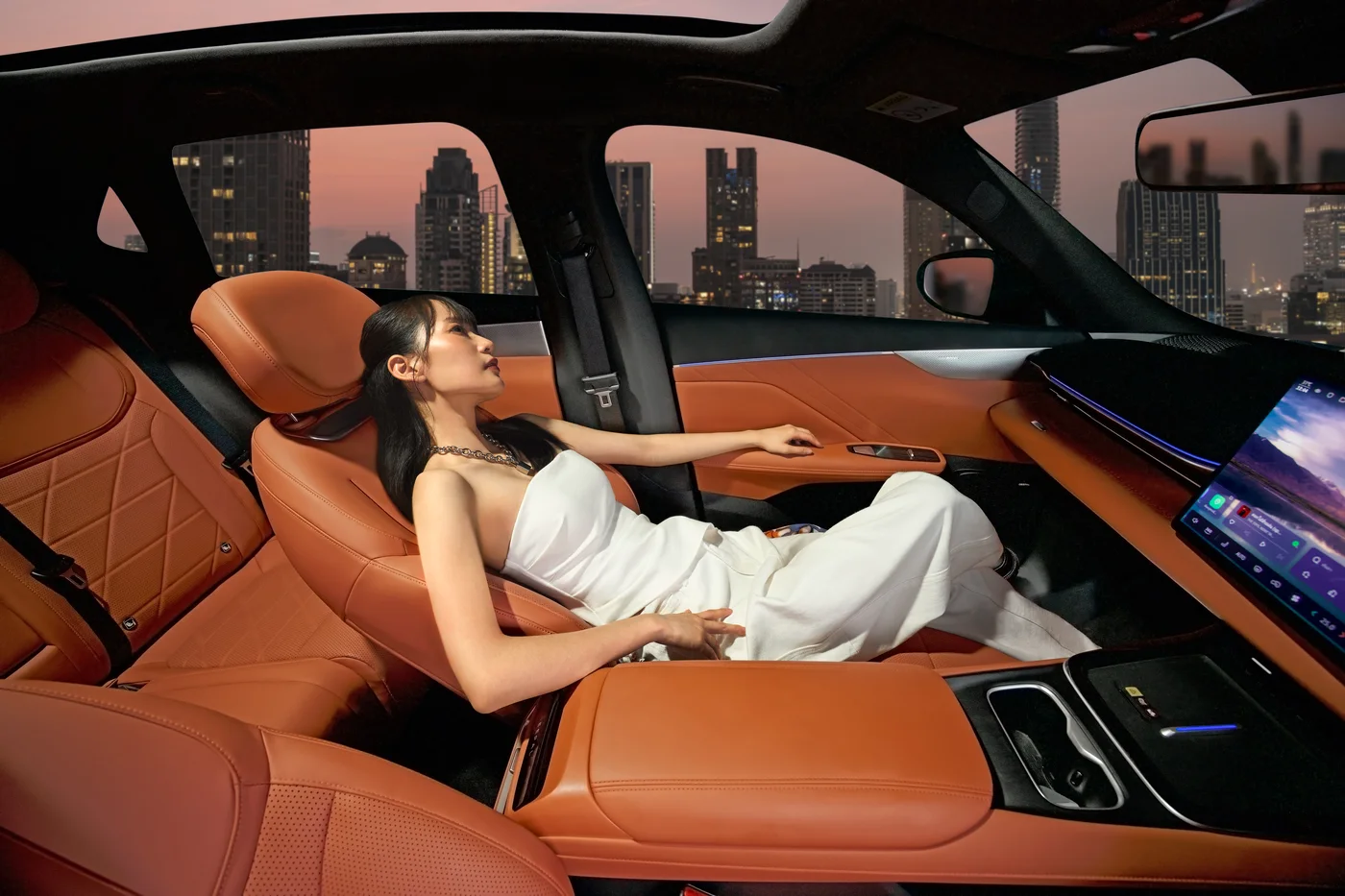 Deepal S05 Max front passenger seat reclined with leg rest raised