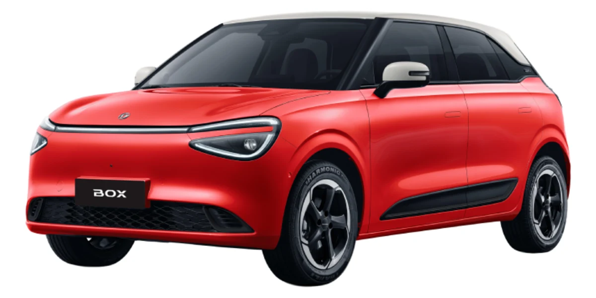 Nammi Box in red with a white roof