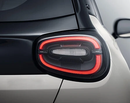Oval LED tail lamp
