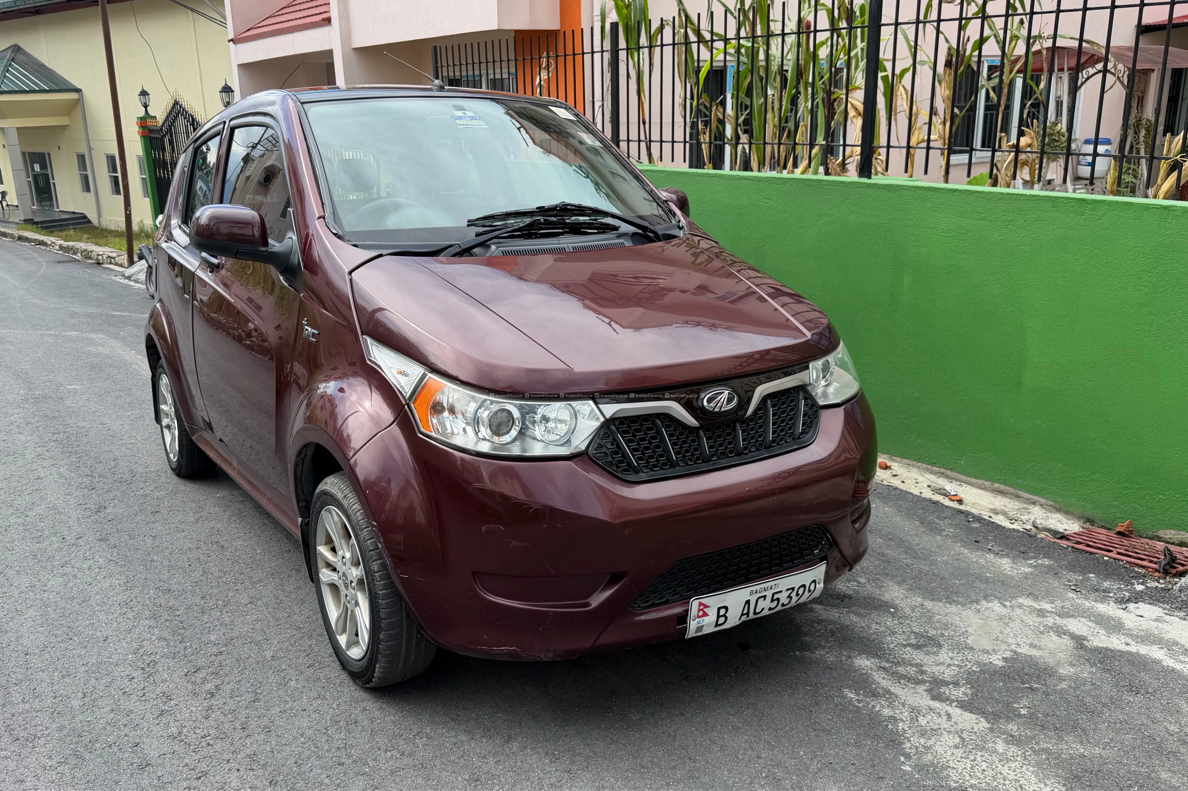 Mahindra E20 P8 ev on sell