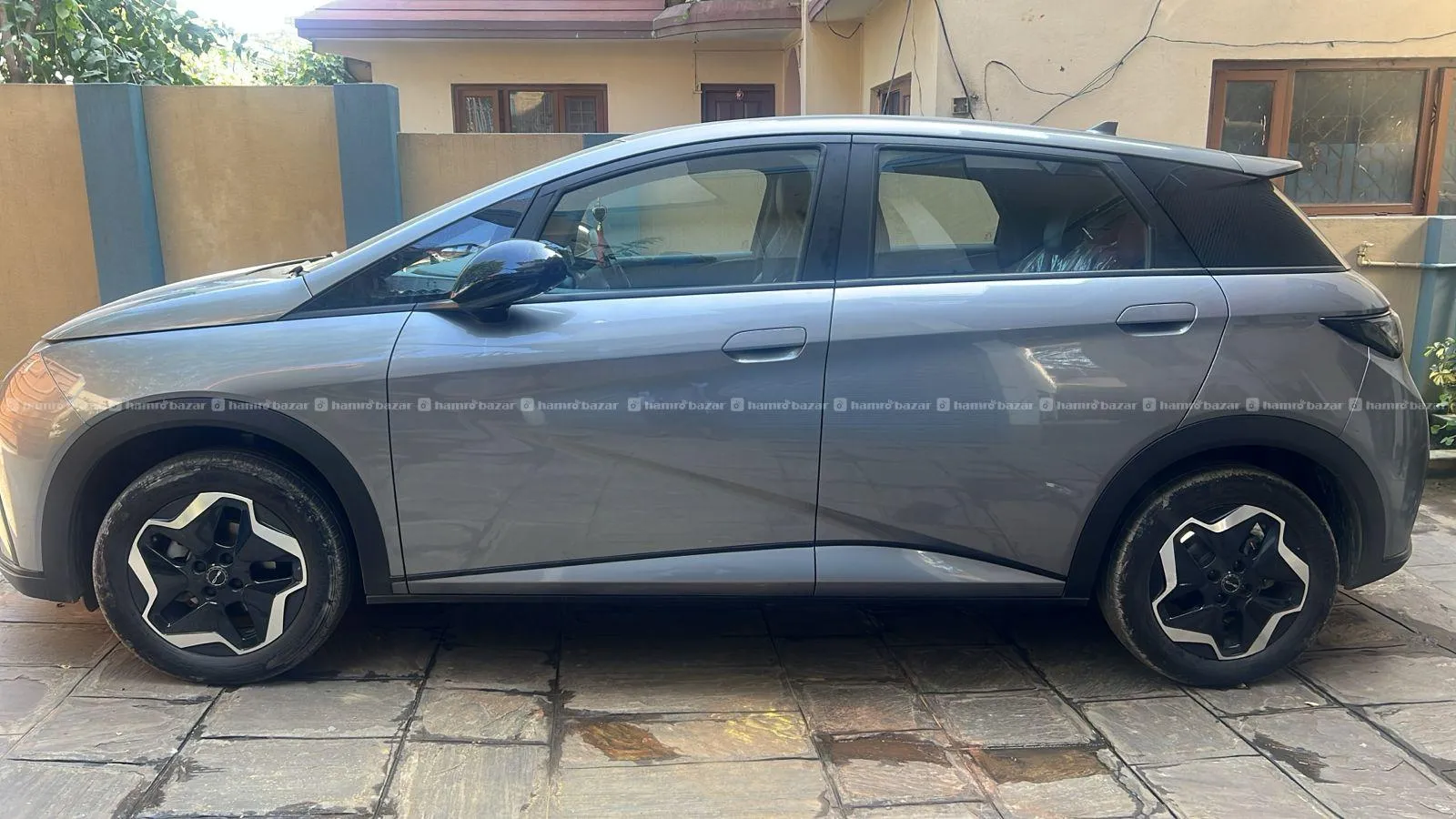 Sale- Byd Dolphine