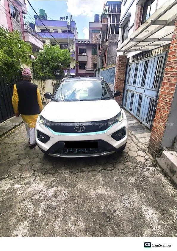 Tata Nexon EV XZ+ 2021