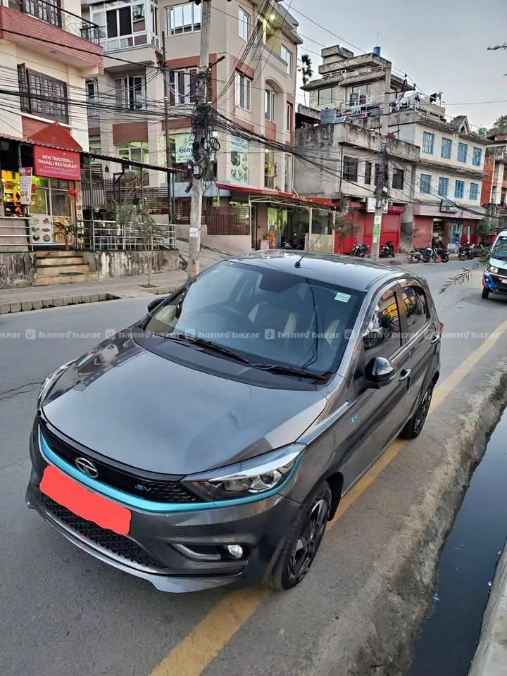 Tata Tiago EV
