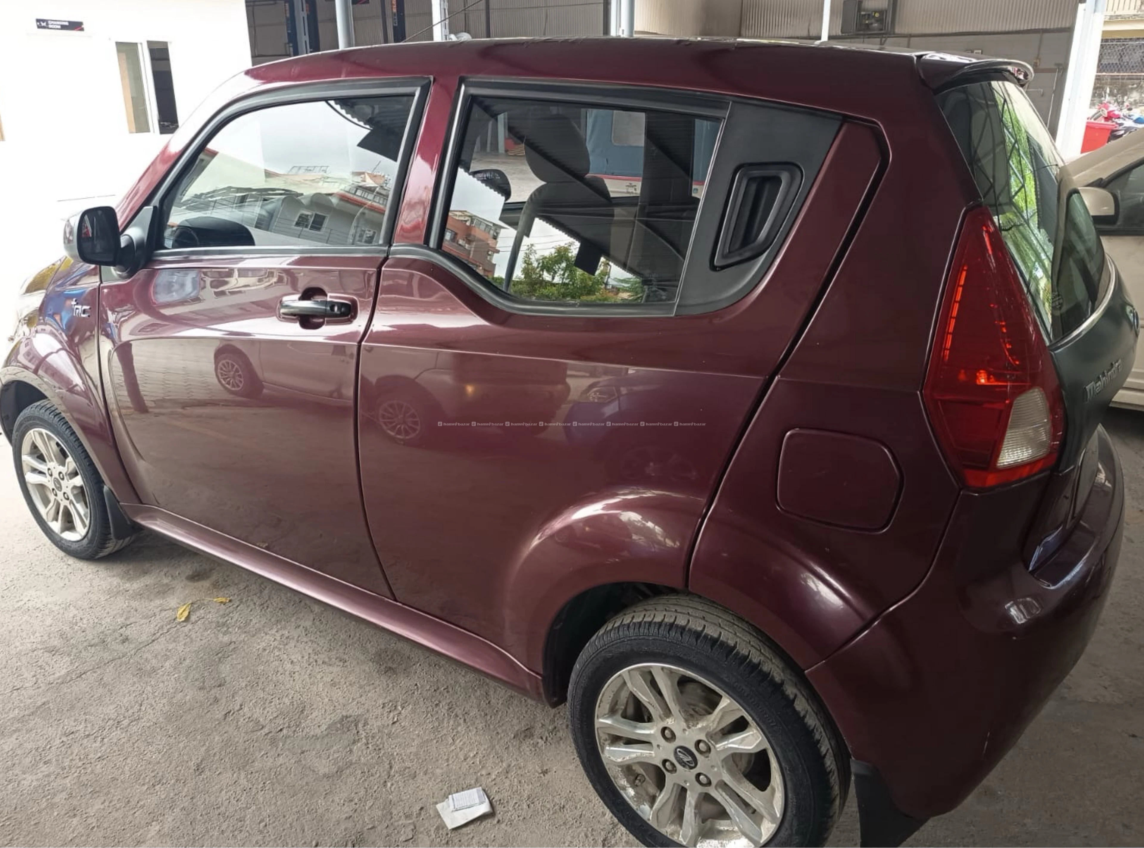 Mahindra e2o