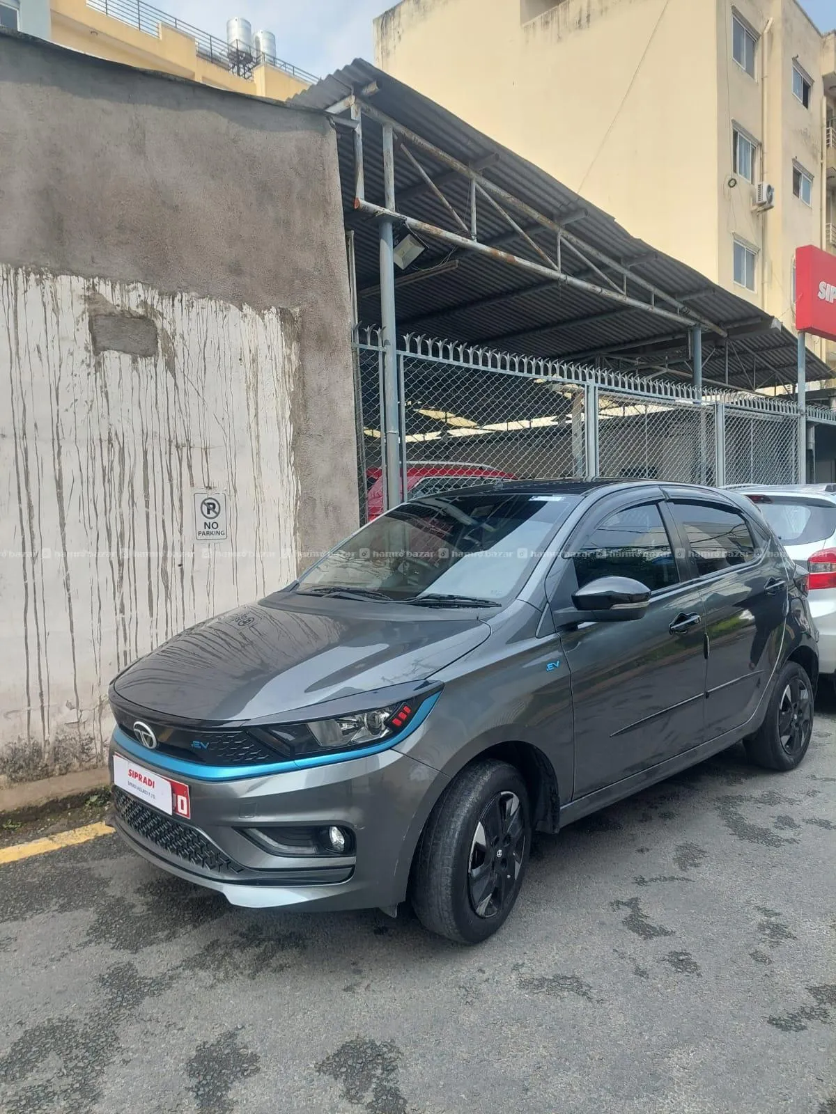 Tata Tiago EV