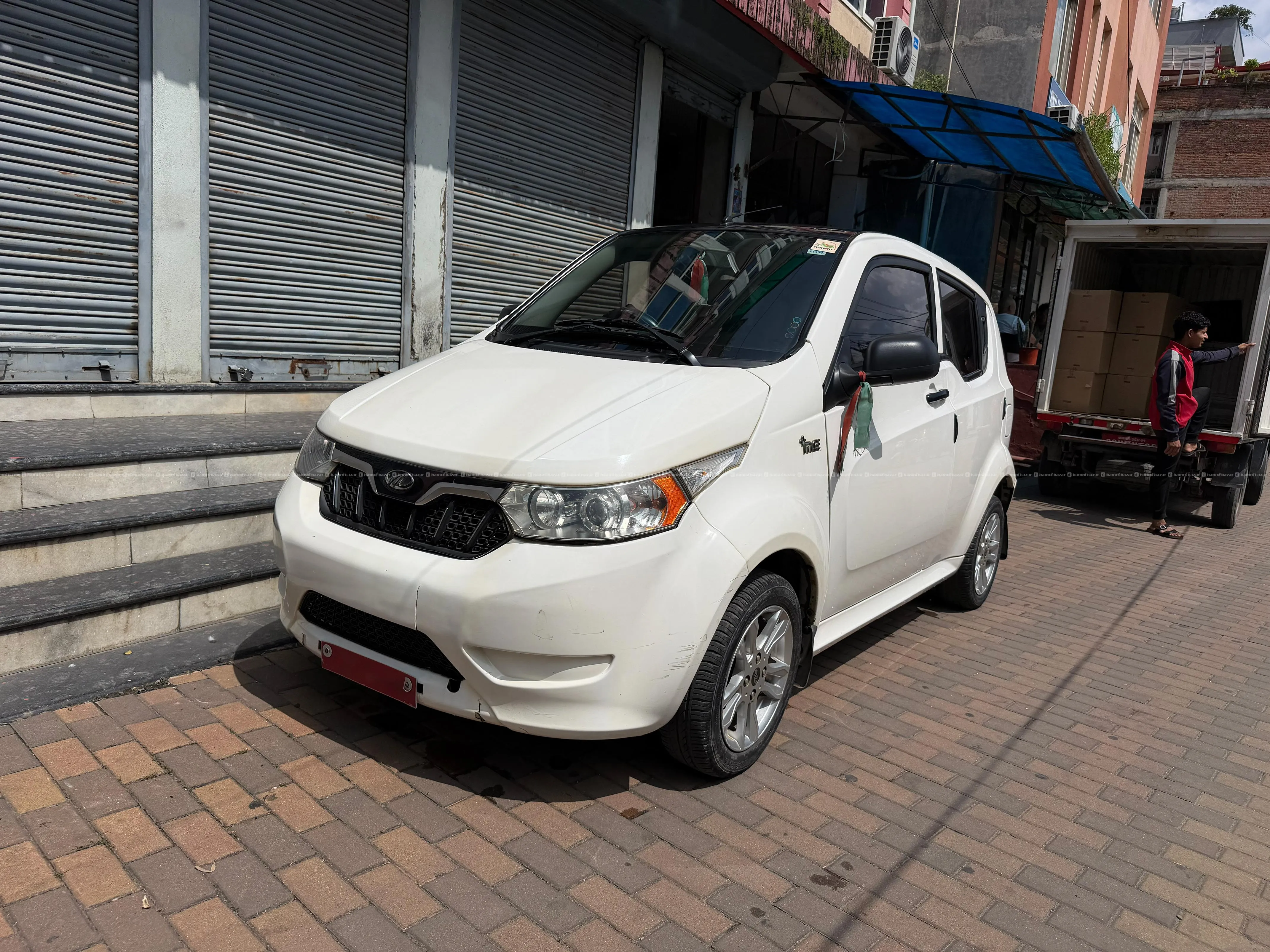 Mahindra e2o plus